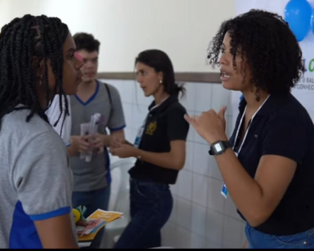 Colegiado de Psicologia realiza projeto de extensão em escola