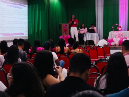 Evento de Enfermagem aborda a prevenção do câncer de mama