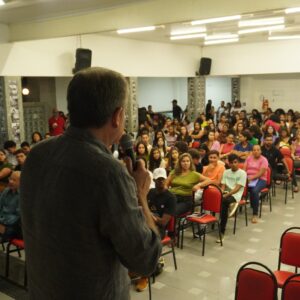 Calouros são recepcionados com informações e integração na FAT