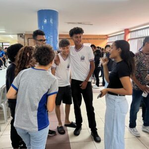 Estudantes de Psicologia realizam projeto de extensão em escola pública