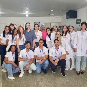Alunos de Nutrição participam de atividade prática em unidade de saúde